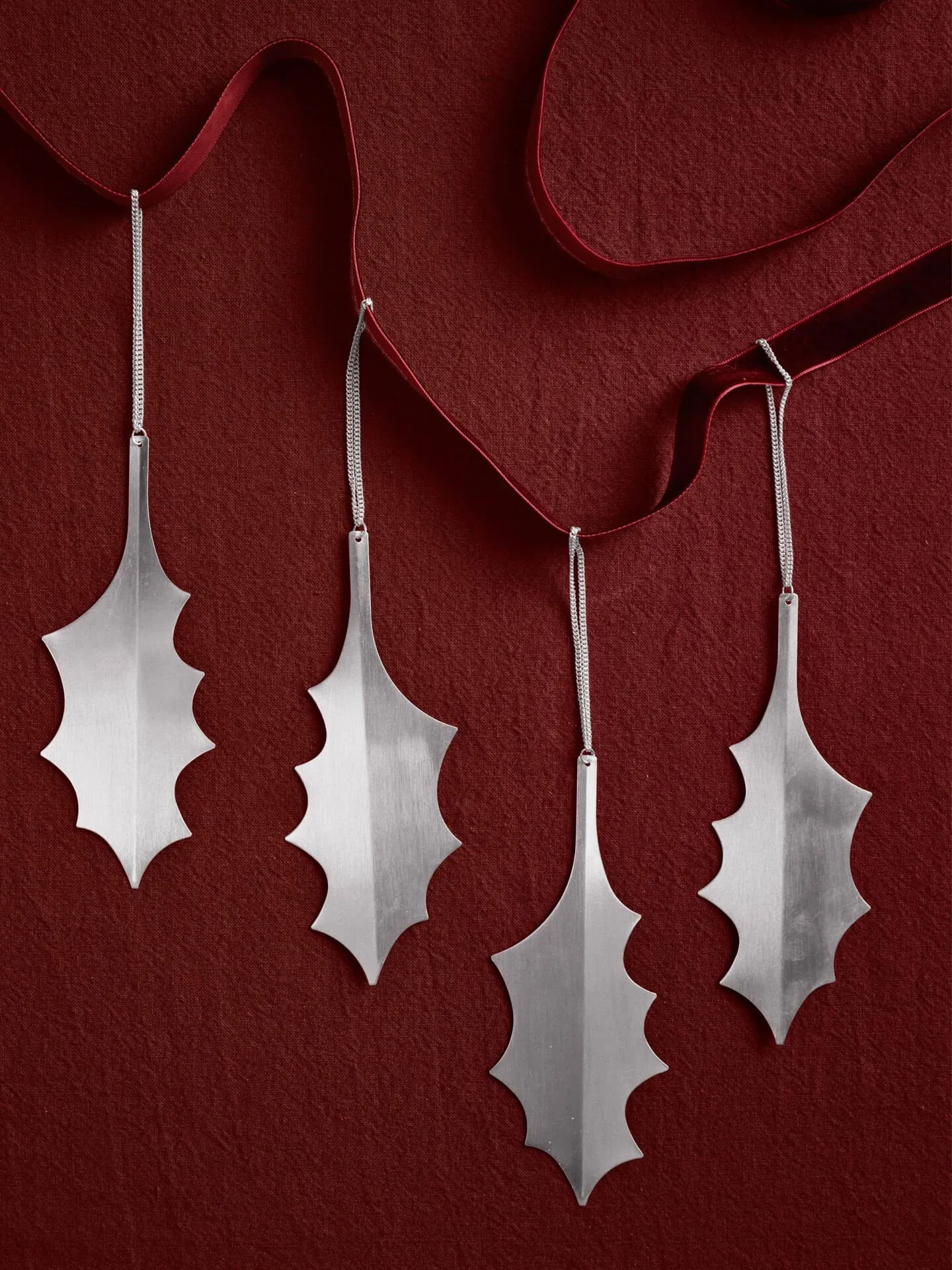 Colgante decorativo Holly leaf 13,5 cm, 4-pack, Plata Ferm Living