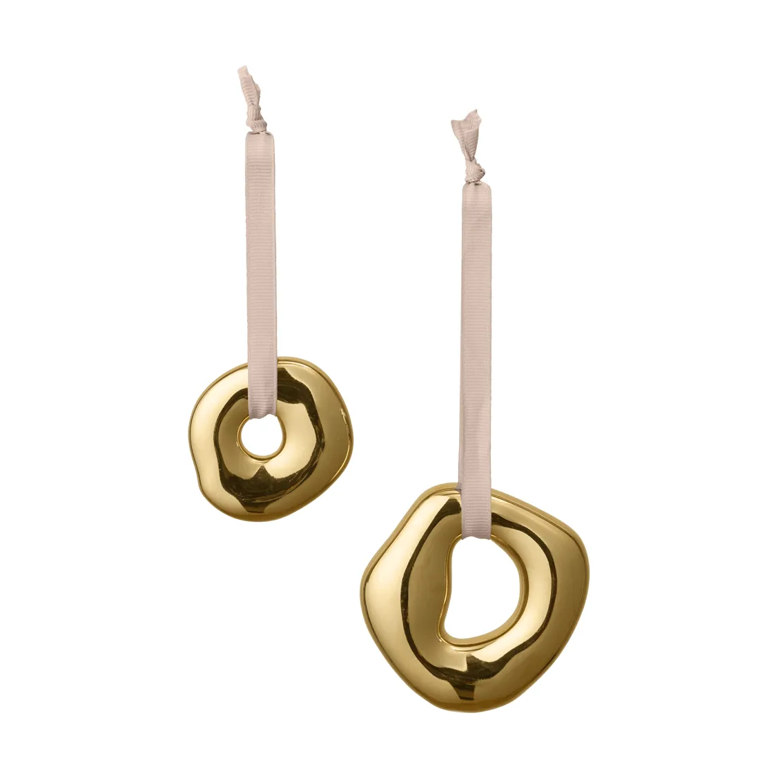 Colgante decorativo Orrith 2 piezas, Mässingfinish Ferm Living