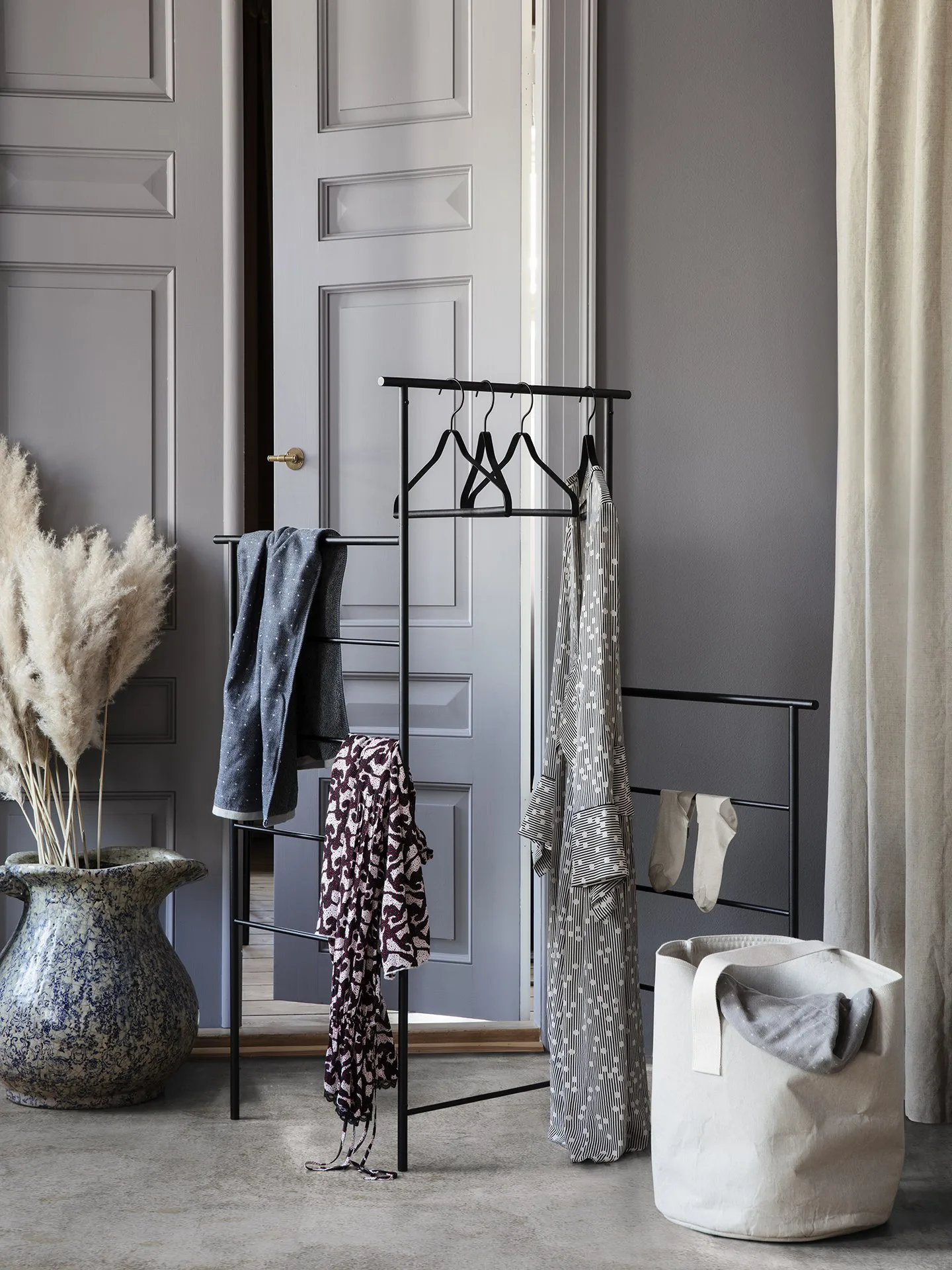 Cortina de baño Chambray, arena Ferm Living