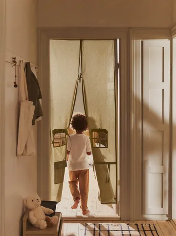 Cortina de puerta Settle - Elm green, 85×205 cm - Ferm Living