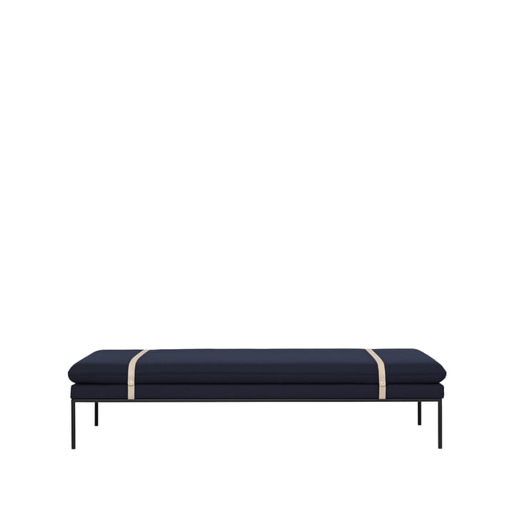 Diván Turn - Tela fiord by kvadrat dark blue, base negra - Ferm Living