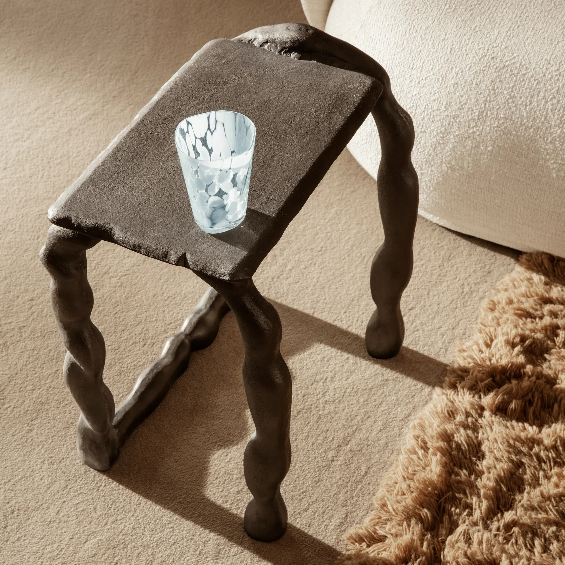 Escultura Rotben, negro Ferm Living