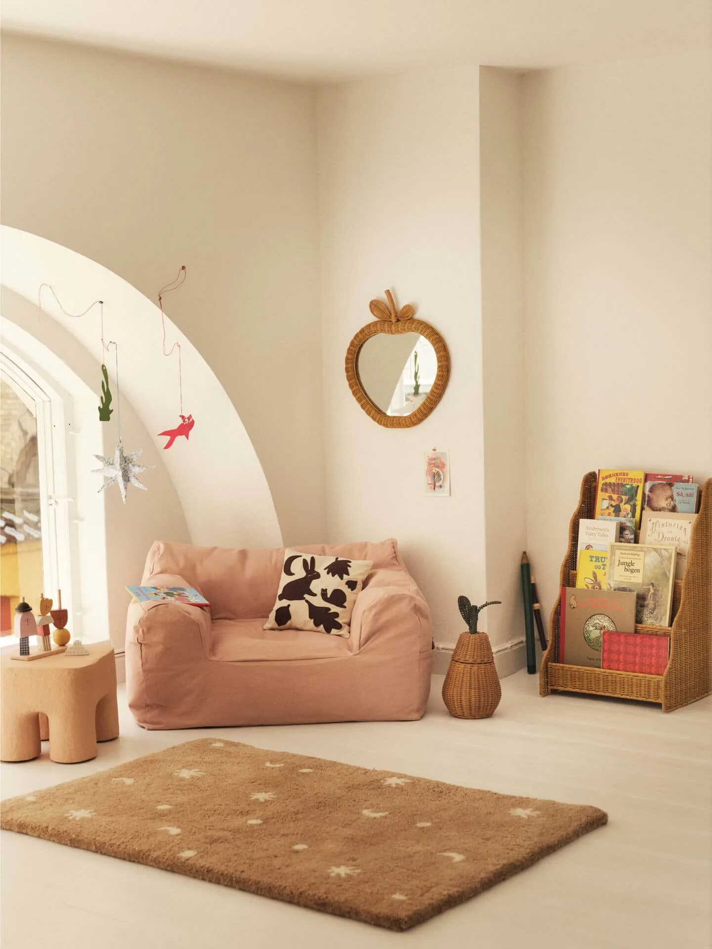 Espejo Apple braided, Natural, 40x3x45 cm Ferm Living