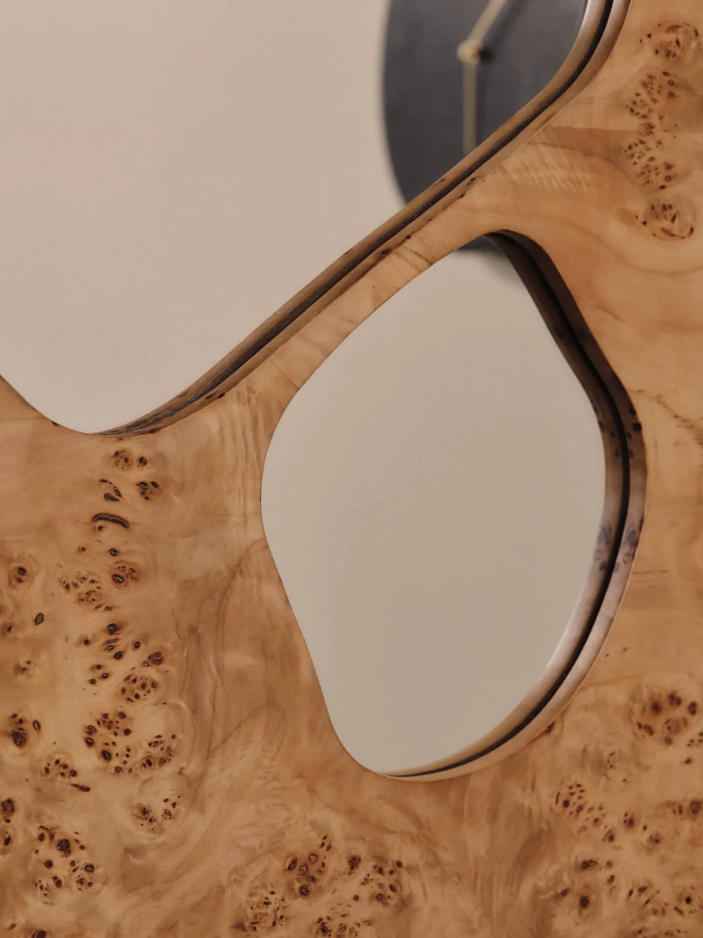 Espejo Folia, Natural burl, 82 cm Ferm Living