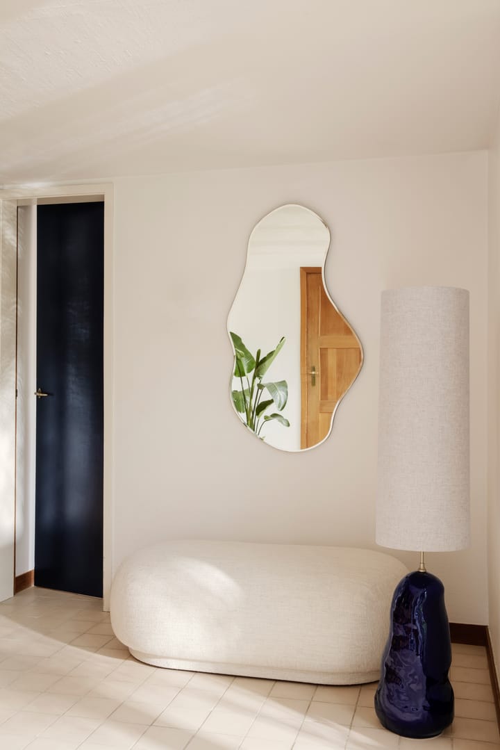 Espejo Pond large, Dark chrome Ferm Living