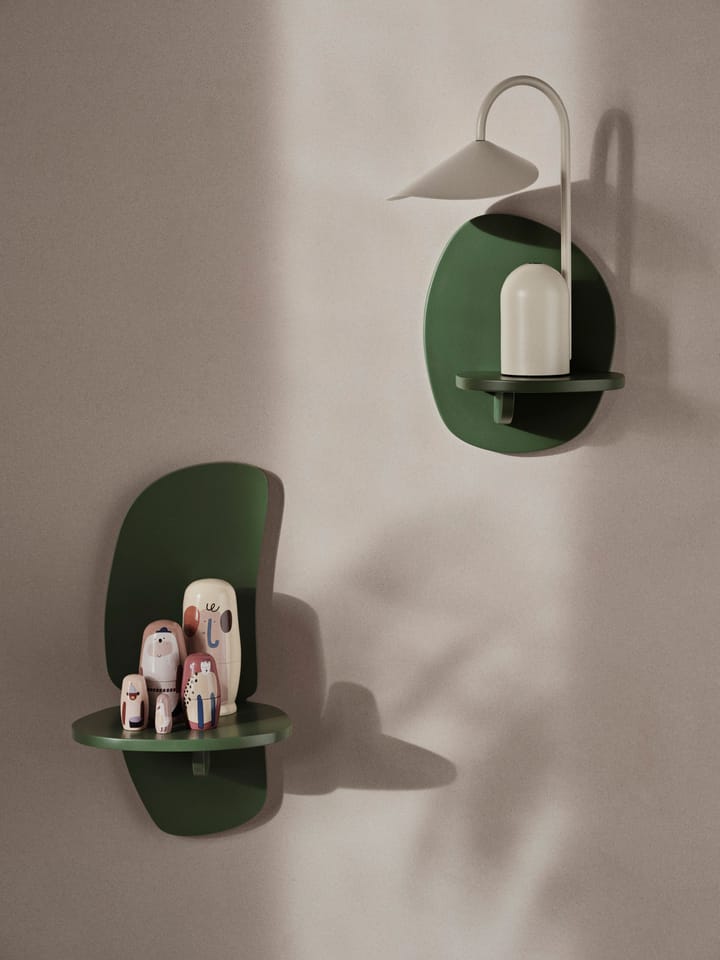 Estantería de pared Pilu 25 cm - Verdant Green - ferm LIVING