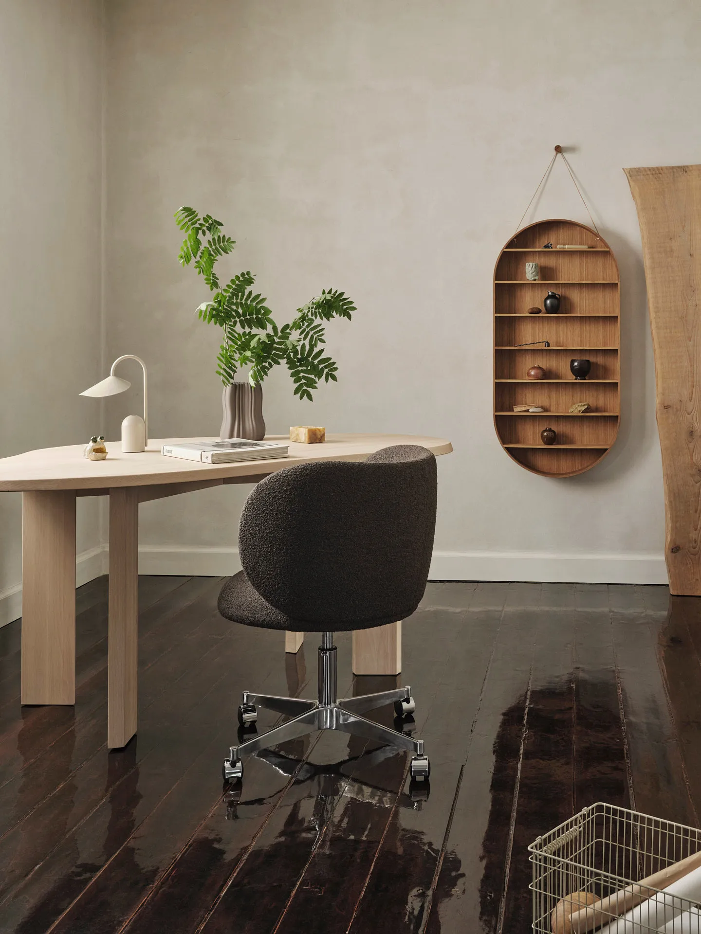Estantería Oval Dorm, Oiled oak Ferm Living