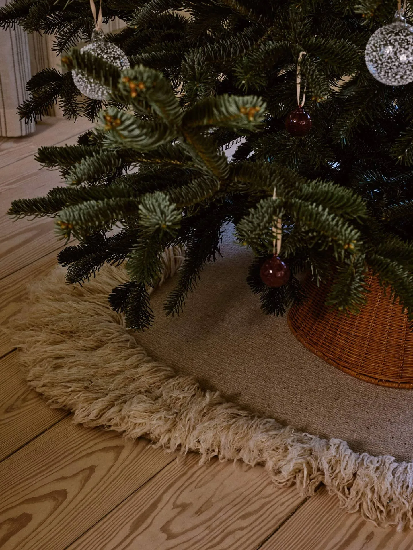 Falda de árbol de Navidad Norte, Ø120 cm, Natural Ferm Living