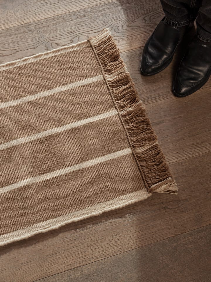 Felpudo Calm kelim, Dark Sand, Off-white, 50x70 cm Ferm Living