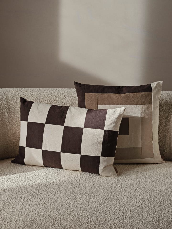 Funda de cojín Fold patchwork 40x60 cm, Coffee-undyed Ferm Living