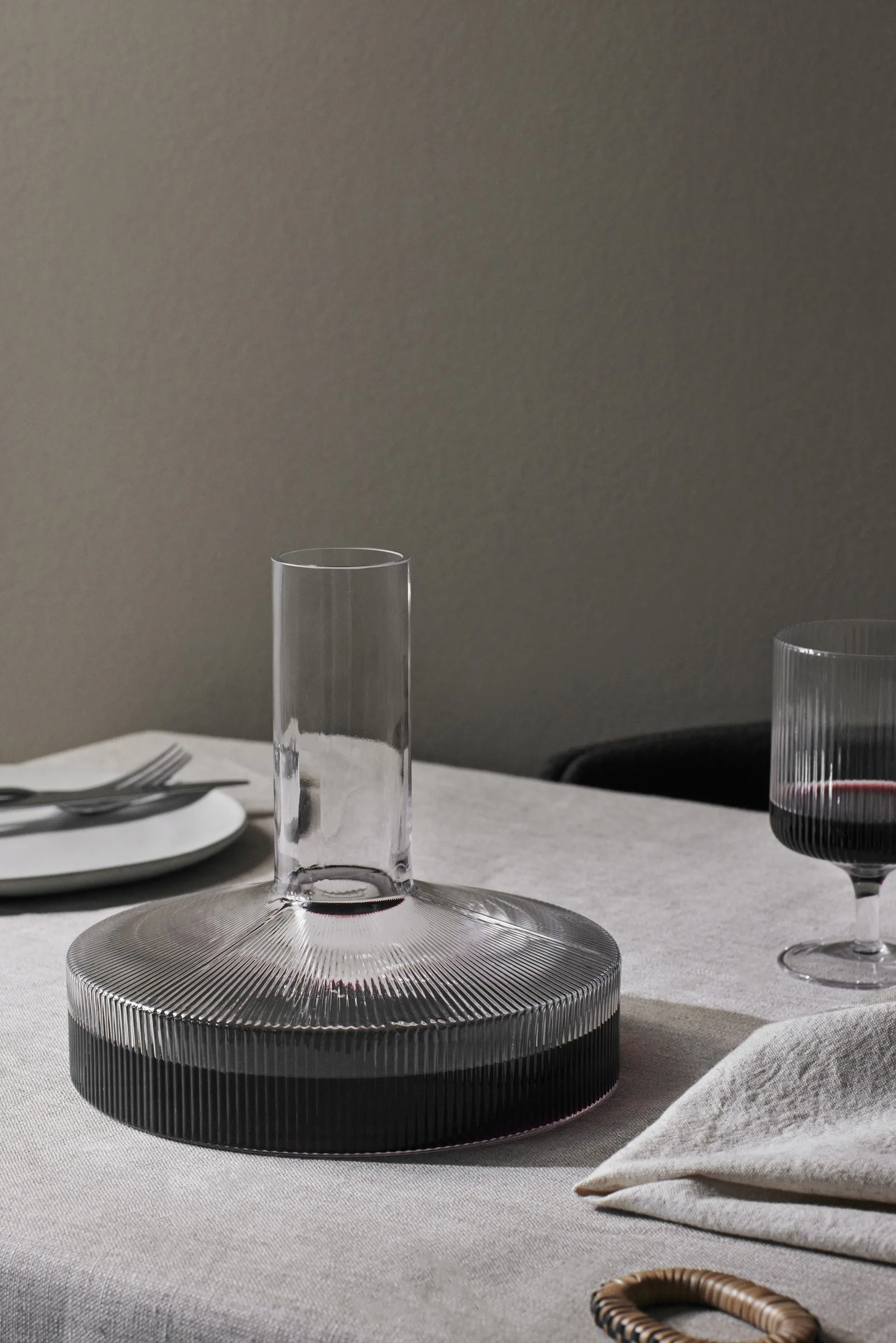Jarra y vaso Ripple 17 piezas - Transparente,  Ferm Living