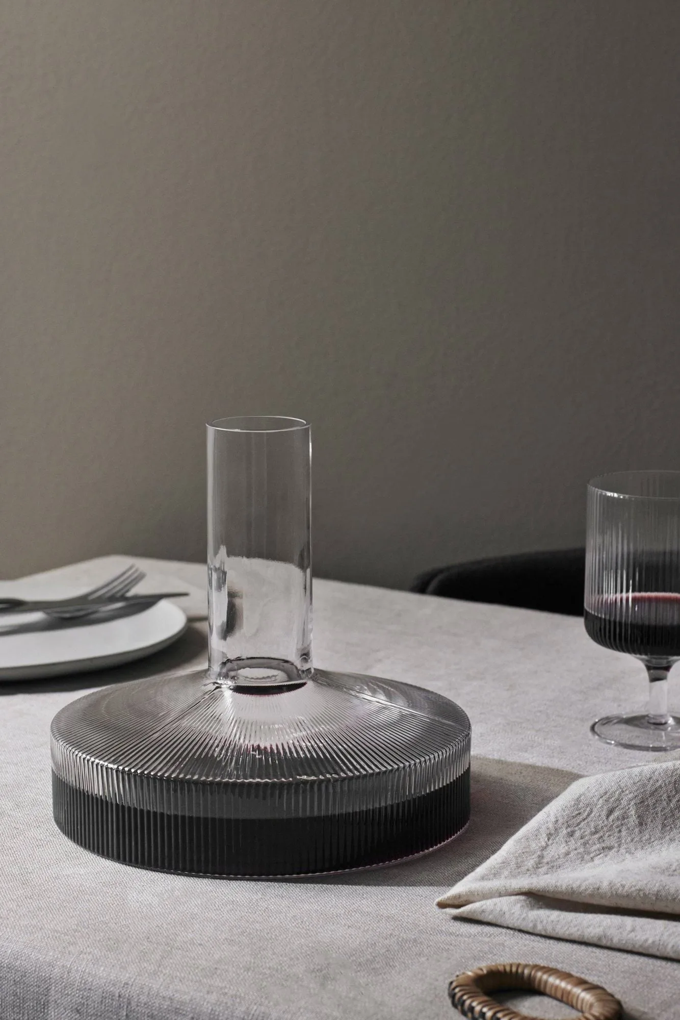 Jarra y vaso Ripple 17 piezas - Transparente Ferm Living