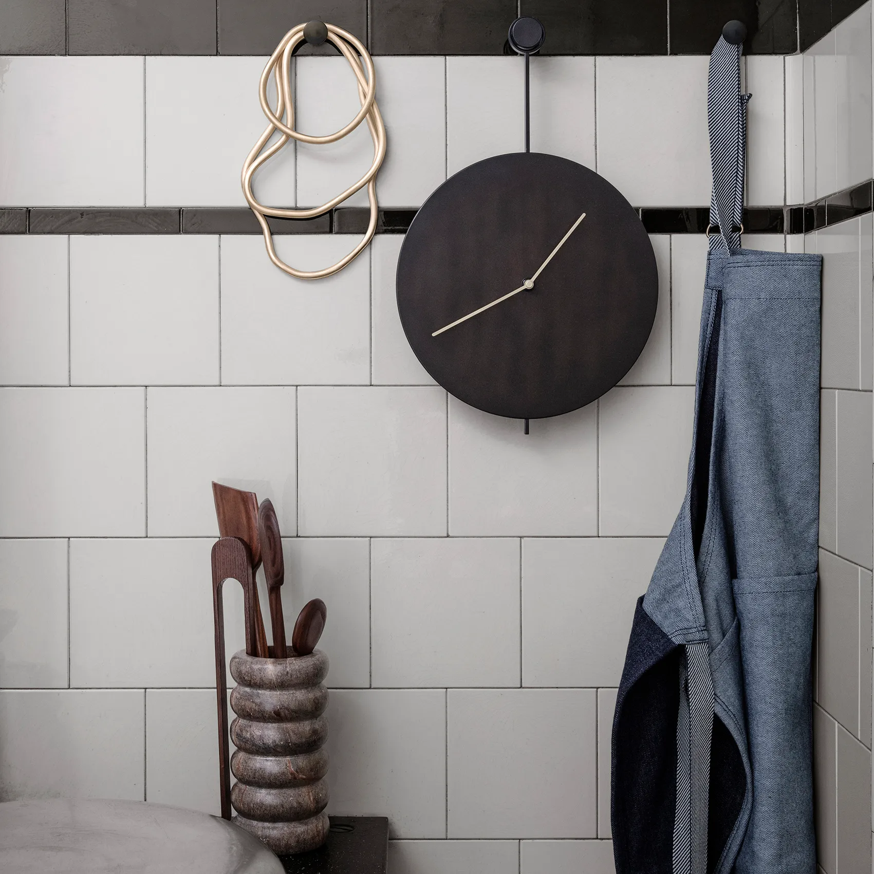 Jarrón Bendum, mármol marrón Ferm Living