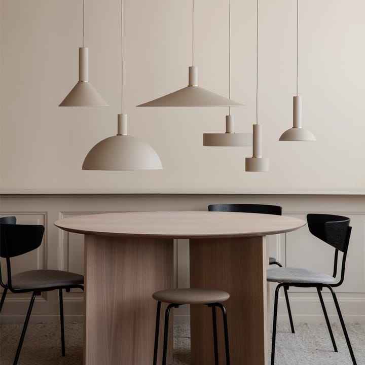 Lámpara colgante Collect, Cashmere, low, angle shade Ferm Living