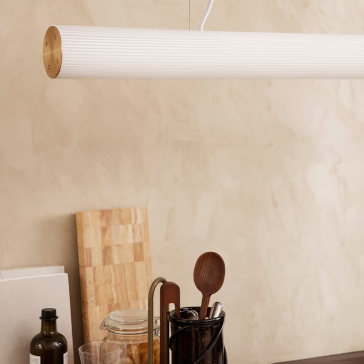 Lámpara colgante Vuelta 100 cm, blanco-latón Ferm Living