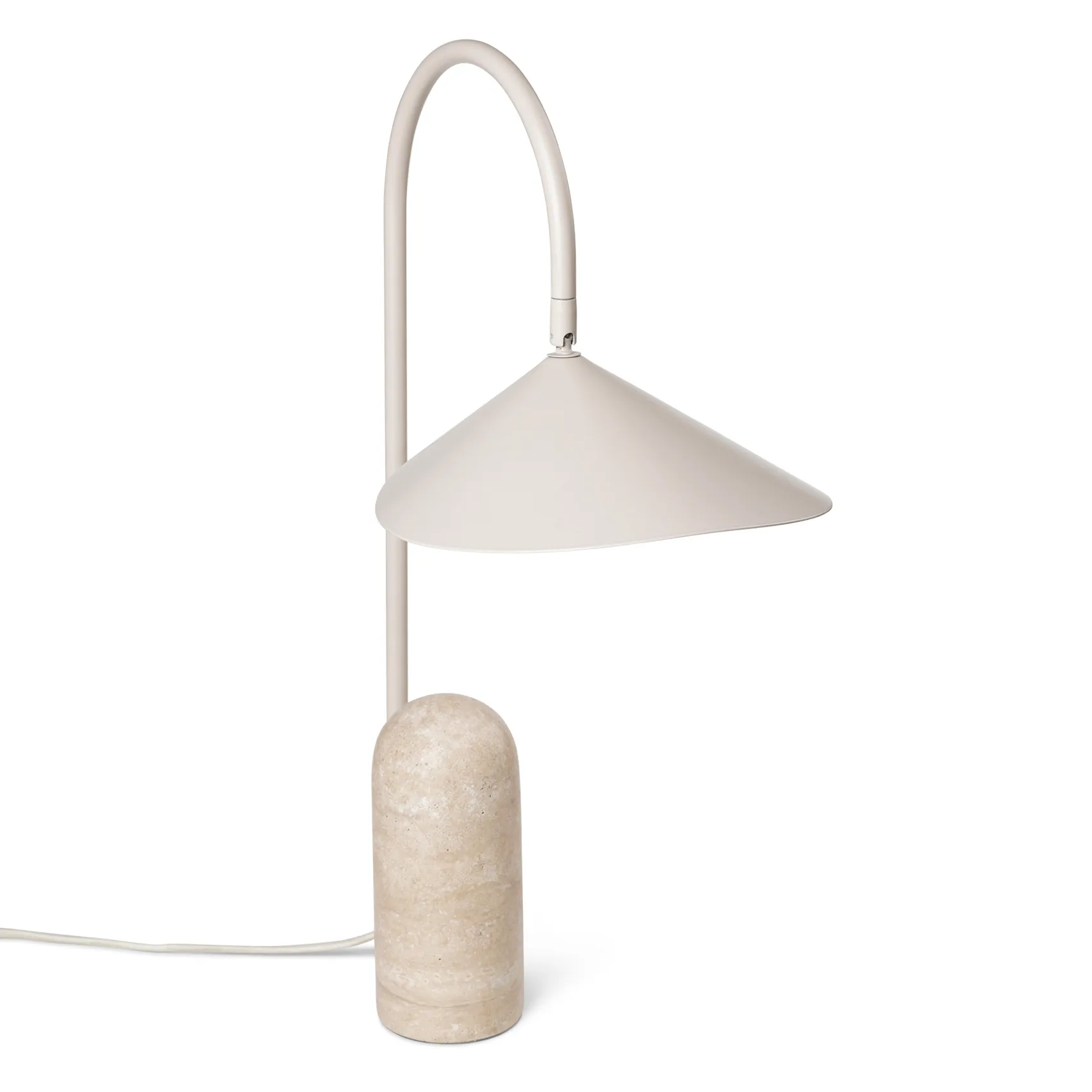 Lámpara de mesa Arum, Cashmere Ferm Living