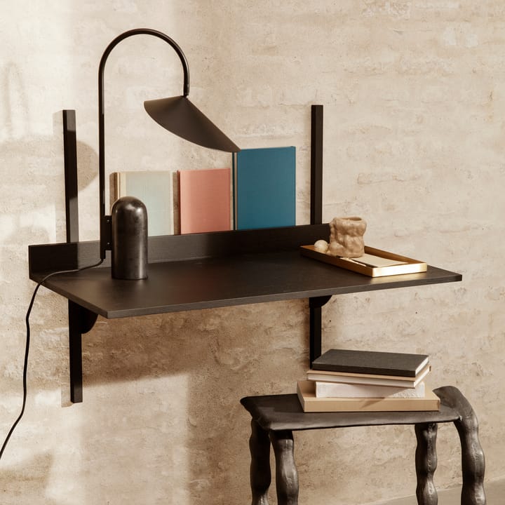Lámpara de mesa Arum, negro Ferm Living