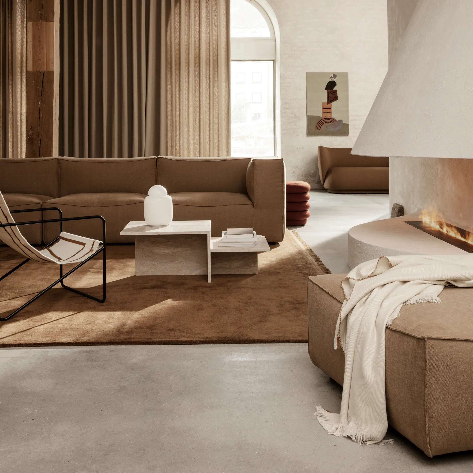 Lámpara de mesa Bell, blanco Ferm Living