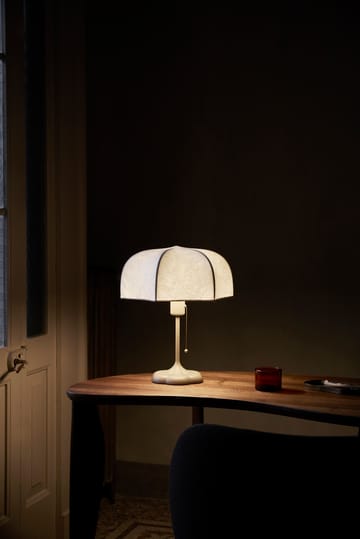 Lámpara de mesa Poem Ø30x42 cm - White-cashmere - ferm LIVING