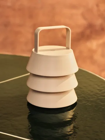 Lámpara de mesa portátil Luver - Cashmere - Ferm Living