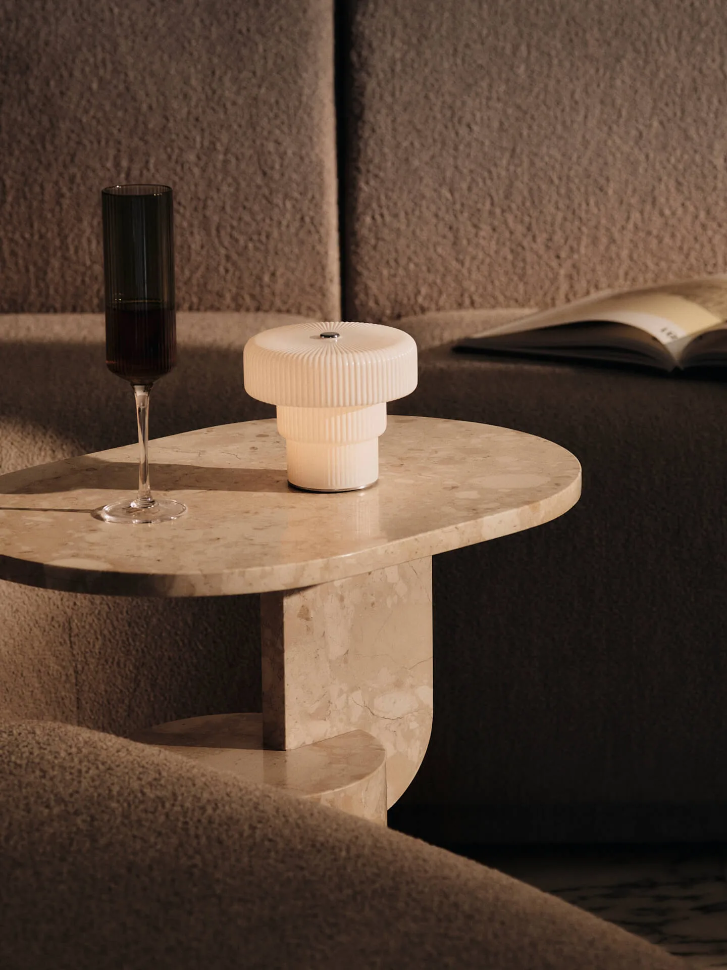 Lámpara de mesa portátil Ripple 10 cm, White Ferm Living