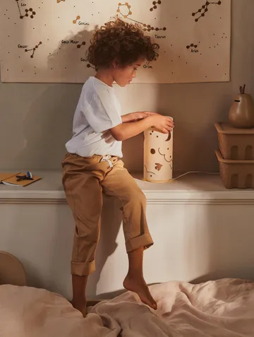 Lámpara de mesa Skye  - Natural-bronze - Ferm Living