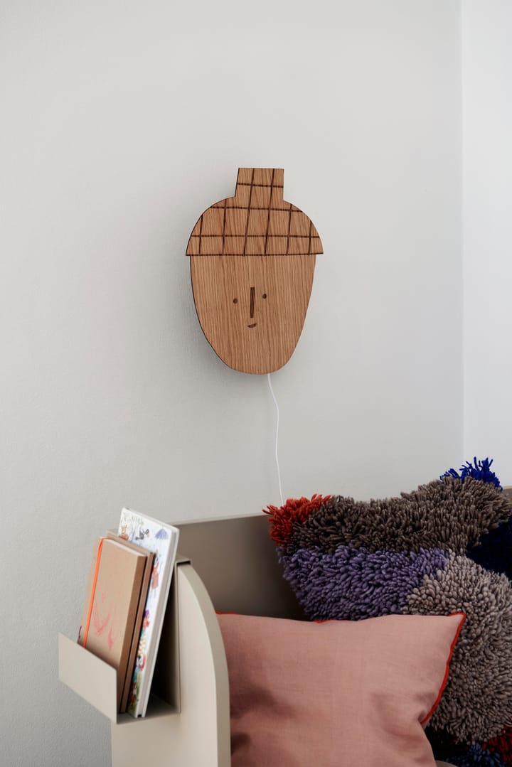 Lámpara de pared Acorn lamp, roble aceitado Ferm Living