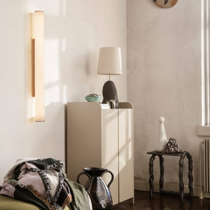 Lámpara de pared Vuelta 100 cm - blanco-latón - ferm LIVING