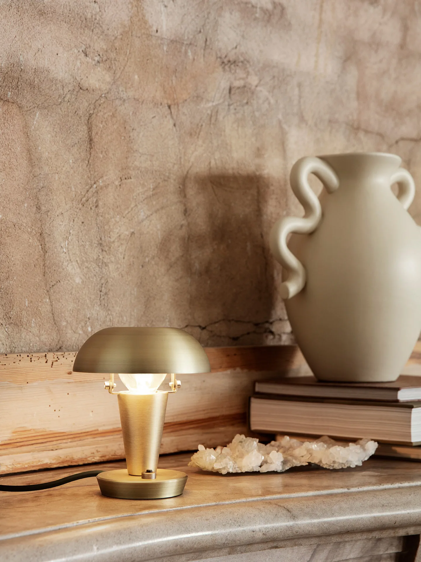 Lámpara Tiny 14 cm, latón Ferm Living