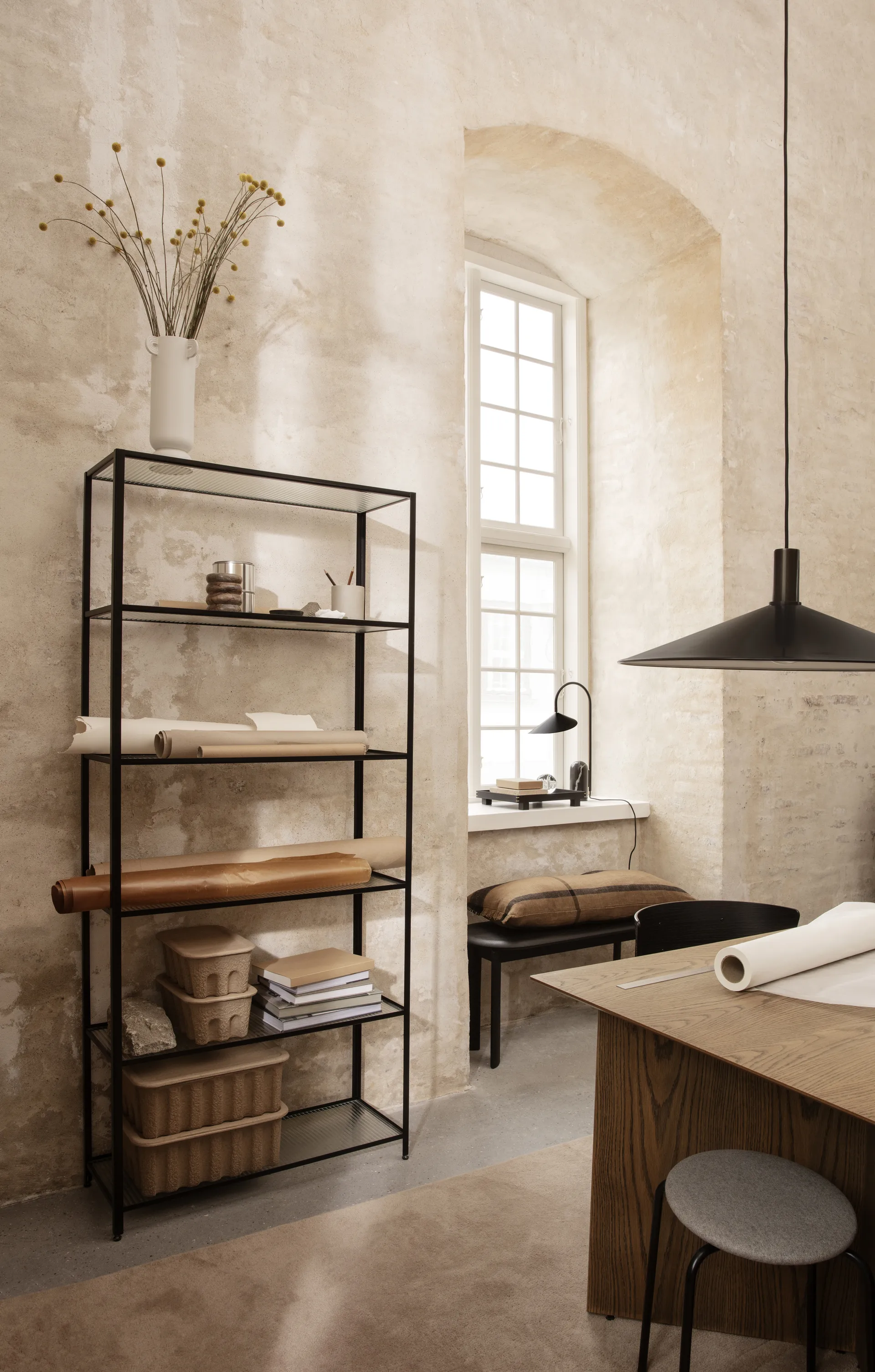 Librería Haze, Black Ferm Living