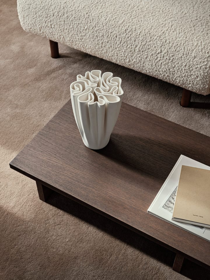 low table Mesa auxiliar Kona, Dark Stained oak veneer Ferm Living