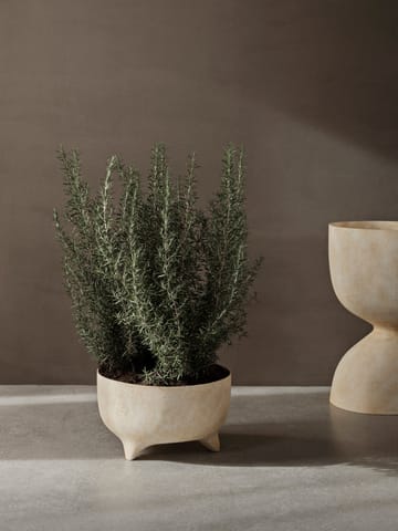 Maceta Evoke 27 cm - Warm Sand - Ferm Living