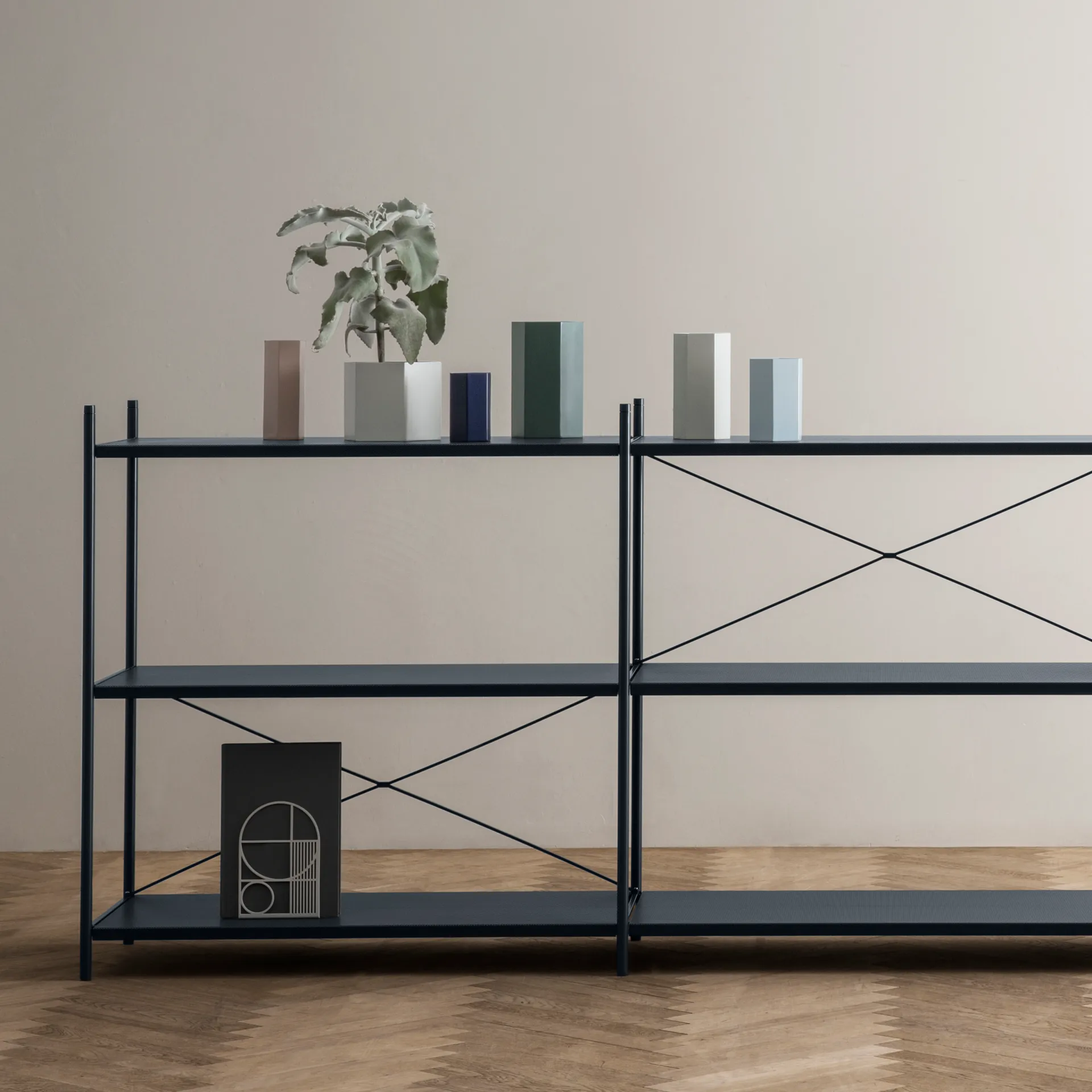 Maceta Hexagon, gris, x-large Ferm Living