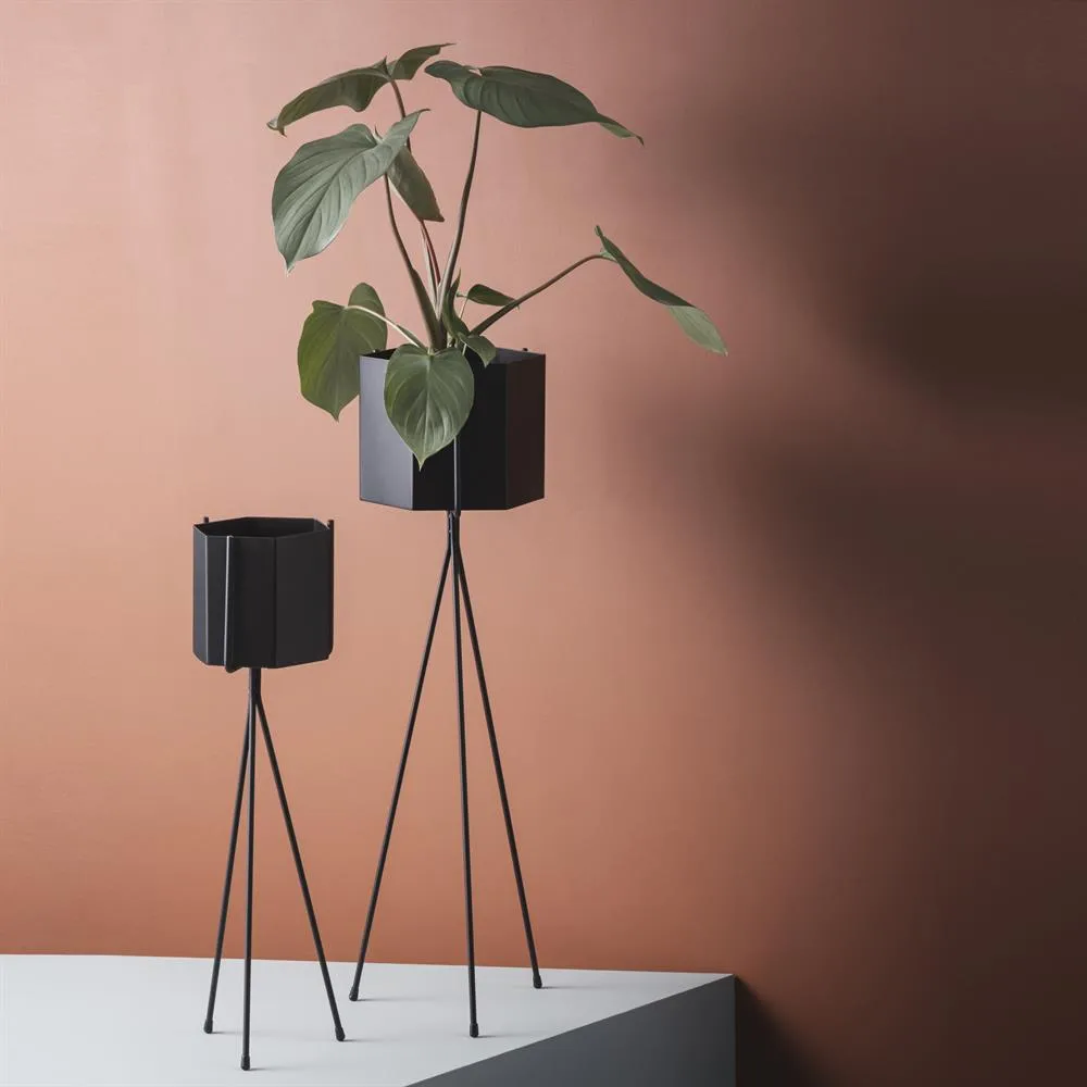 Maceta Hexagon, negro, x-large Ferm Living