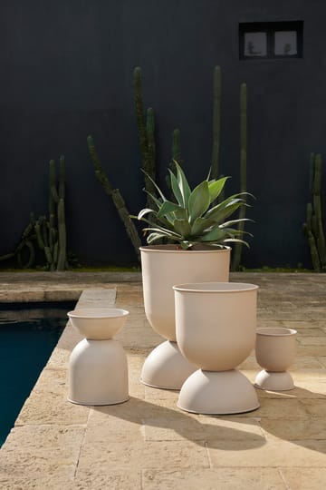 Maceta Hourglass mediana Ø41 cm - Cashmere - Ferm Living