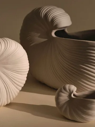 Maceta Shell - Off-white, 11x5,5x7,7 cm - Ferm Living