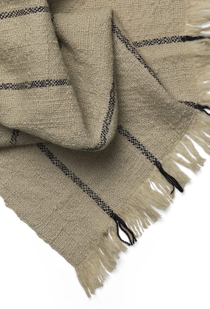 Manta de lana Calm 120x180 cm - Camel/Black - ferm LIVING