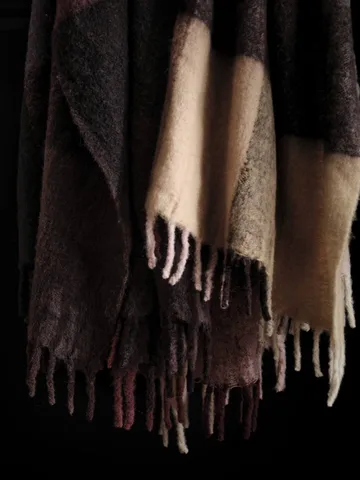 Manta de mohair Blur - Butter-pale rose, 130x170 cm - Ferm Living