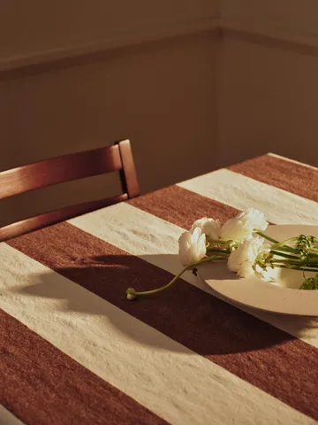 Mantel de mesa Hale - Chestnut-frosted lime, 150x240 cm - Ferm Living