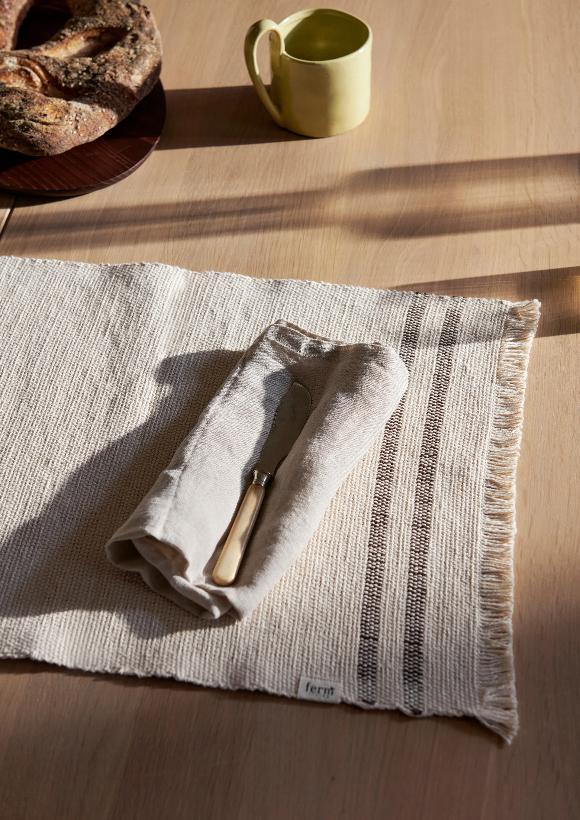 Mantel individual Savor 38x50 cm, Off-white/Chocolate Ferm Living