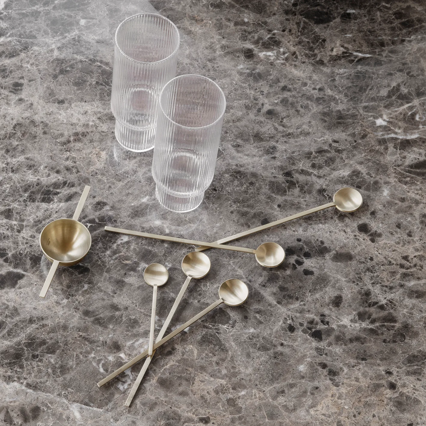 Medidor Fein, latón Ferm Living