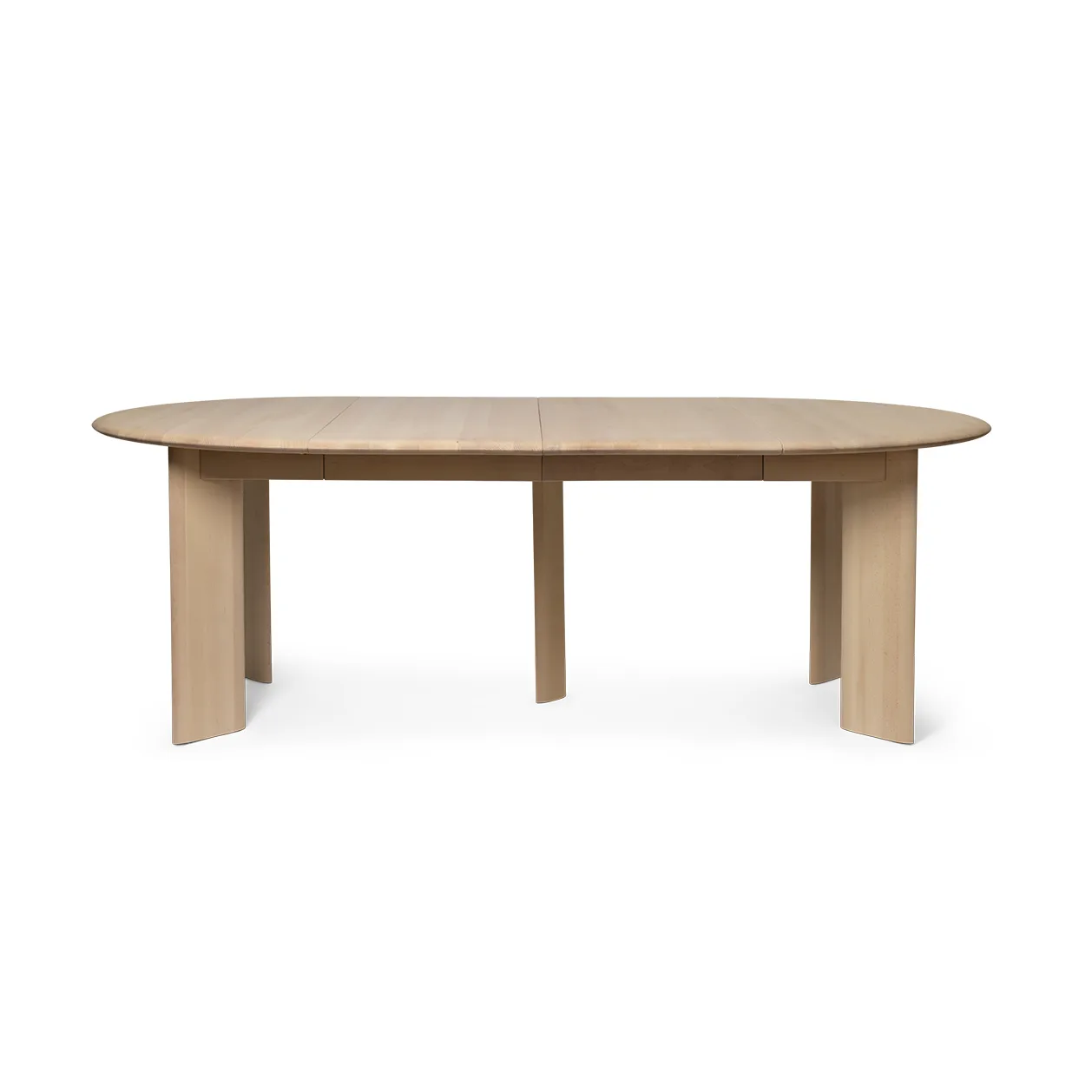 Mesa de comedor Bevel Extendable, Haya blanca aceitada, incluye 2 hojas de extensión Ferm Living