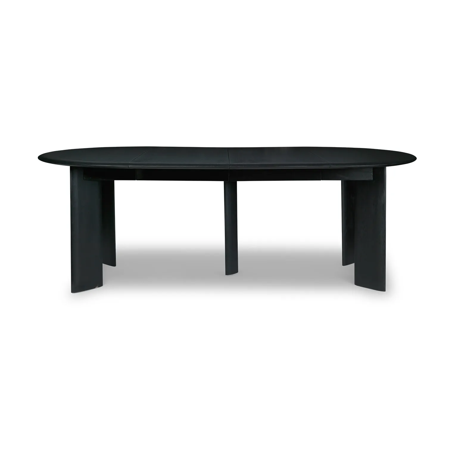Mesa de comedor Bevel Extendable, Haya negra aceitada, incluye 2 hoja de extensión Ferm Living