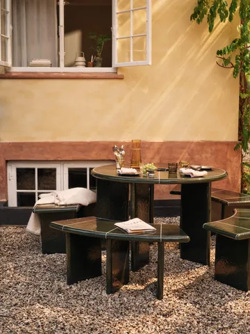 Mesa de comedor Deya - Dark green, Ø120x75 cm - Ferm Living