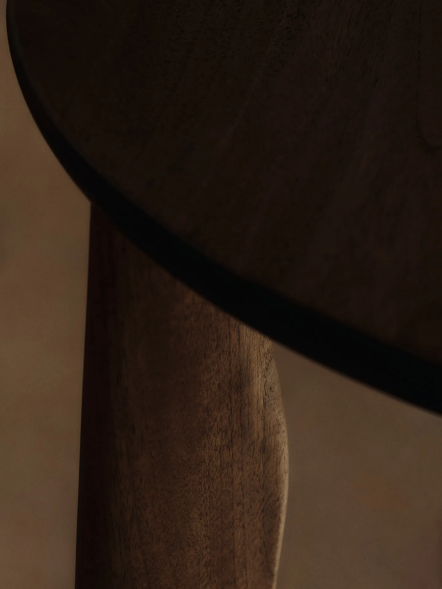 Mesa Feve 160x86x73 cm, Walnut Ferm Living