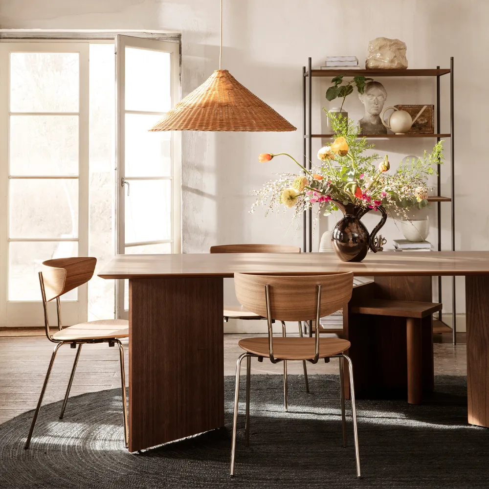 Mesa Mingle, Oak black, 210cm, patas metálicas negras Ferm Living
