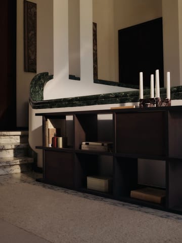 Módulo de estantería de armario Kona - Dark Stained - Ferm Living