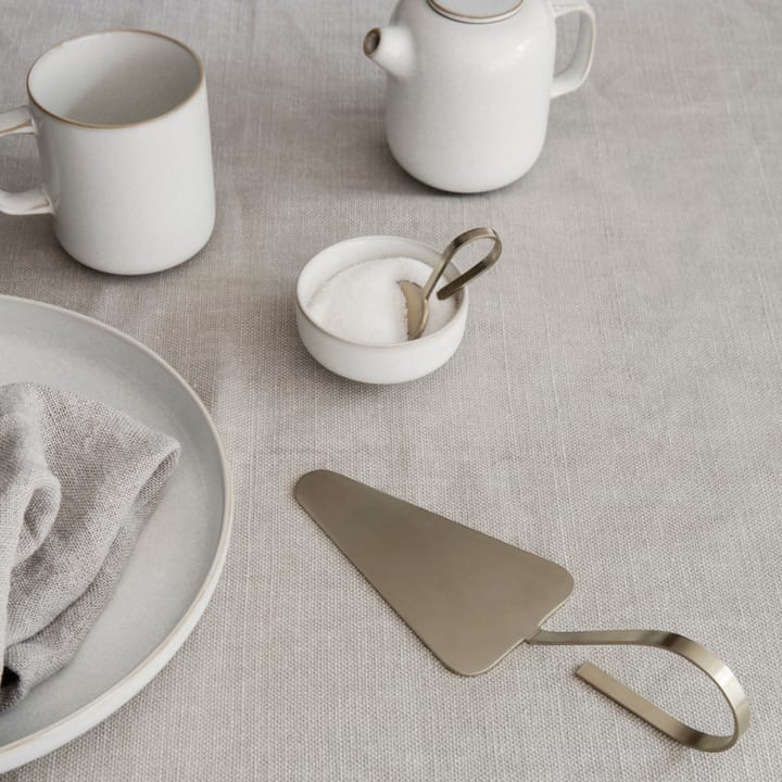 Pala para tarta Fein, Latón Ferm Living