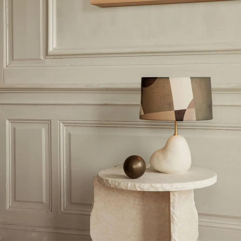 Pie de lámpara Hebe, Dark grey, large Ferm Living