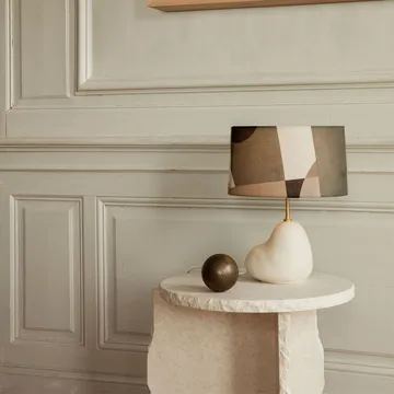 Pie de lámpara Hebe - Dark grey, large - Ferm Living